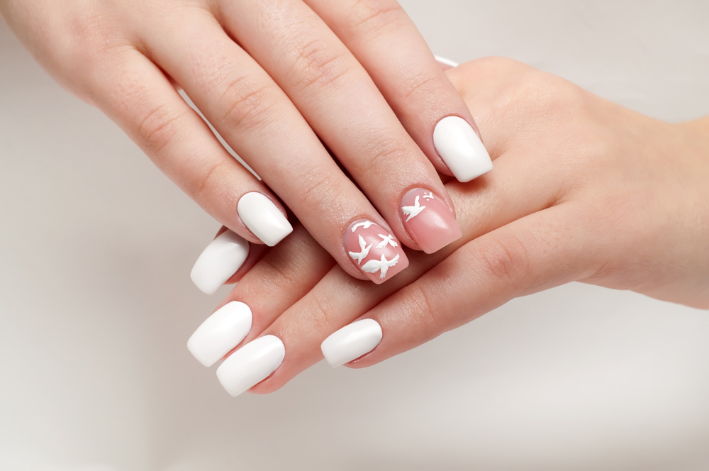 square white nails with bird details